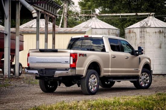 2017 Ford F-350 King Ranch Exterior Rear End 2017 Ford F-350 King Ranch Exterior Rear End