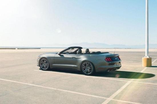 2017 Ford Mustang Exterior Side View 2017 Ford Mustang Exterior Side View