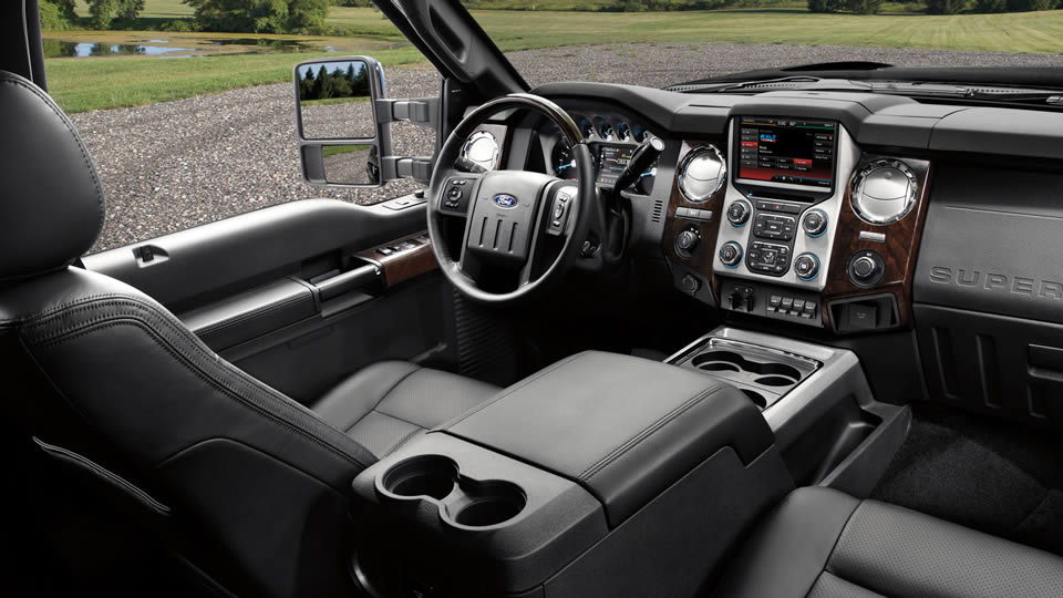 The 2016 Super Duty Platinum interior in Charcoal Black 2016 Super Duty Platinum interior in Charcoal Black