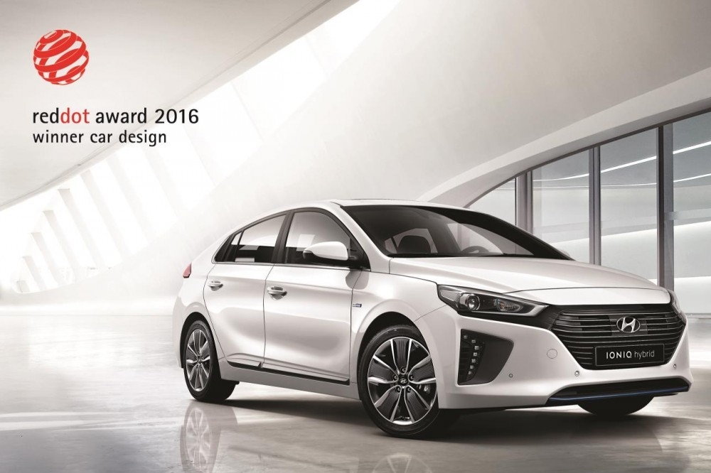 Hyundai IONIQ Receives Red Dot Design Award Hyundai IONIQ Receives Red Dot Design Award