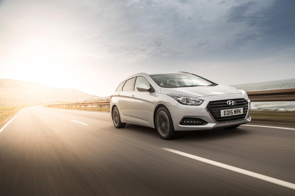 Hyundai i40 Tourer Review Hyundai i40 Tourer Review