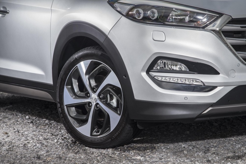 Hyundai Tucson Review Hyundai Tucson Review