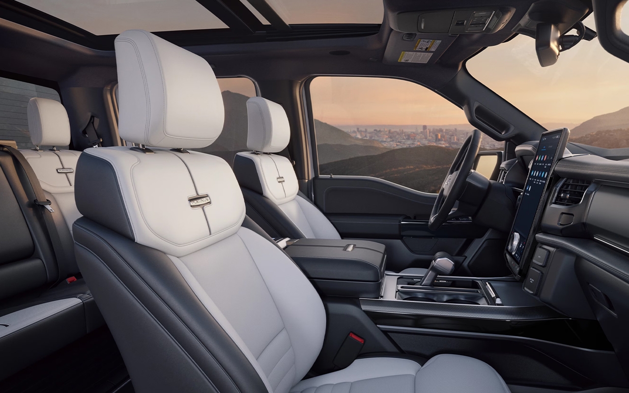 Ford F‑150® Lightning® 2025 | Southern California Ford Dealers