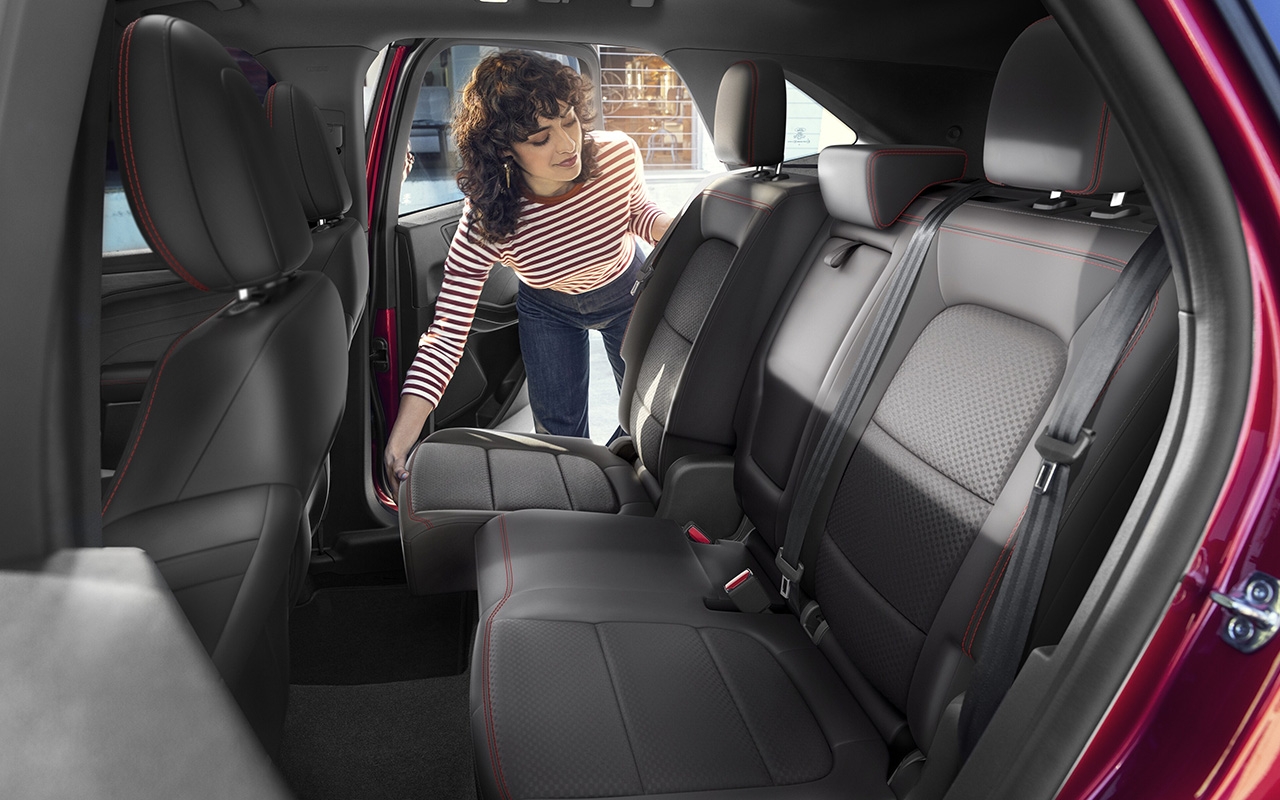 2025 Escape® Gas | Southern California Ford Dealers