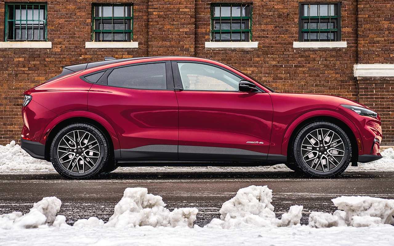 Mustang Mach-E®2025 | Southern California Ford Dealers