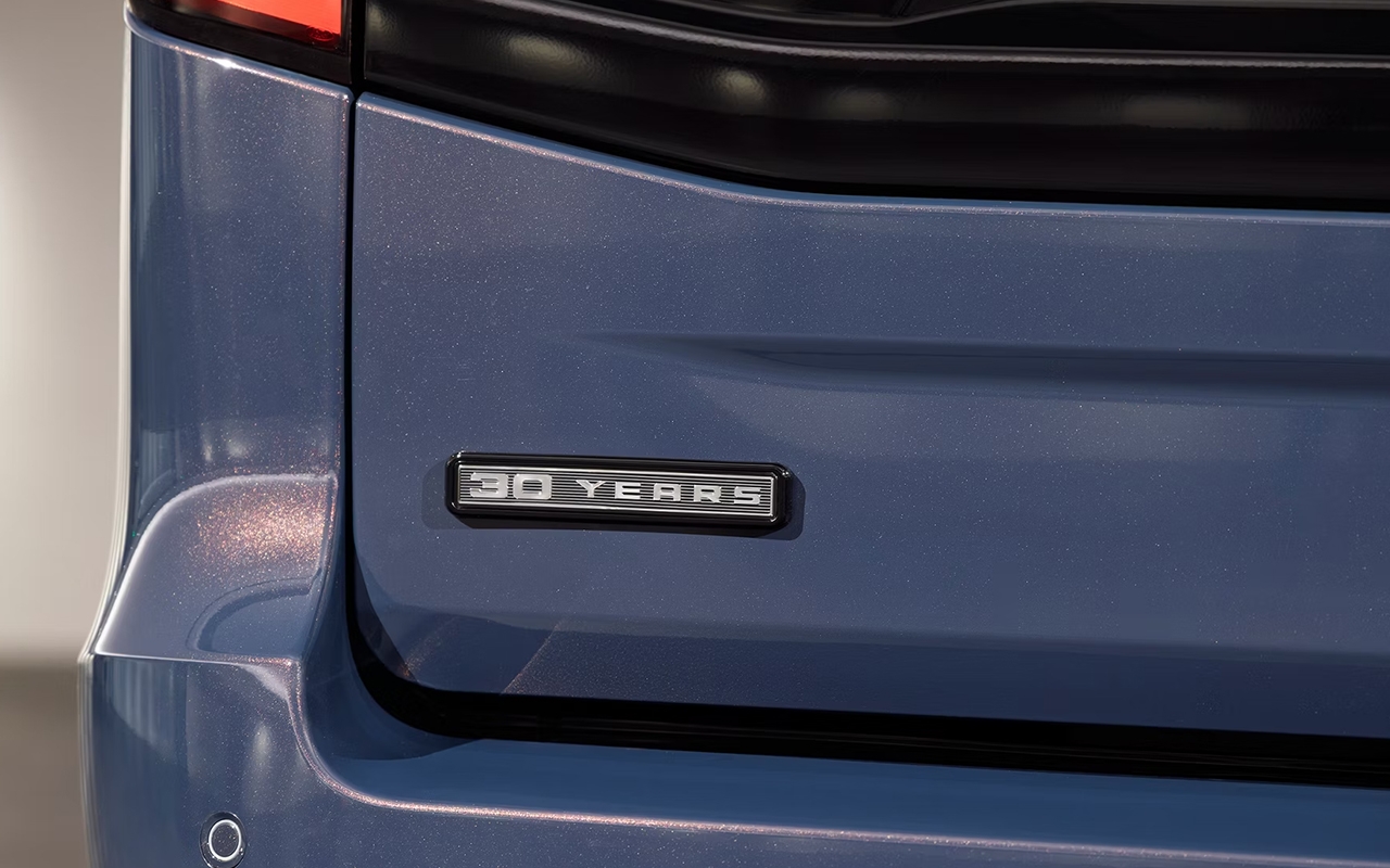 2027 Ford Expedition® 30th Anniversary Appearance Package | Southern California Ford Dealers 2027 Ford Expedition® 30th Anniversary Appearance Package | Southern California Ford Dealers