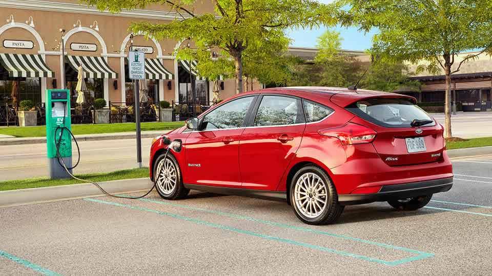 2017 Ford Focus Electric, Ruby Red Metallic 2017 Ford Focus Electric, Ruby Red Metallic