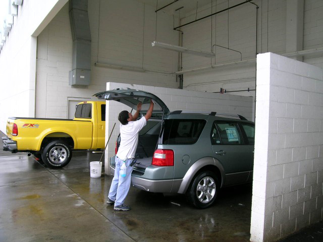 South Bay Ford Service Bay