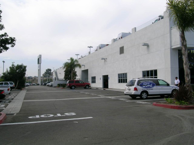 South Bay Ford Service Bay