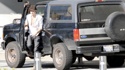 Colin-Farrell-Ford-Bronco Colin Farrell Ford Bronco