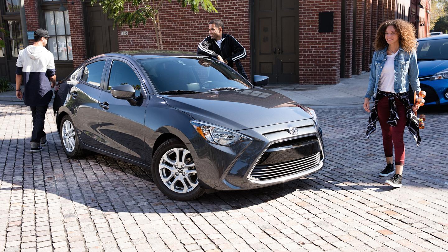 2017 Toyota Yaris iA 2017 Toyota Yaris iA
